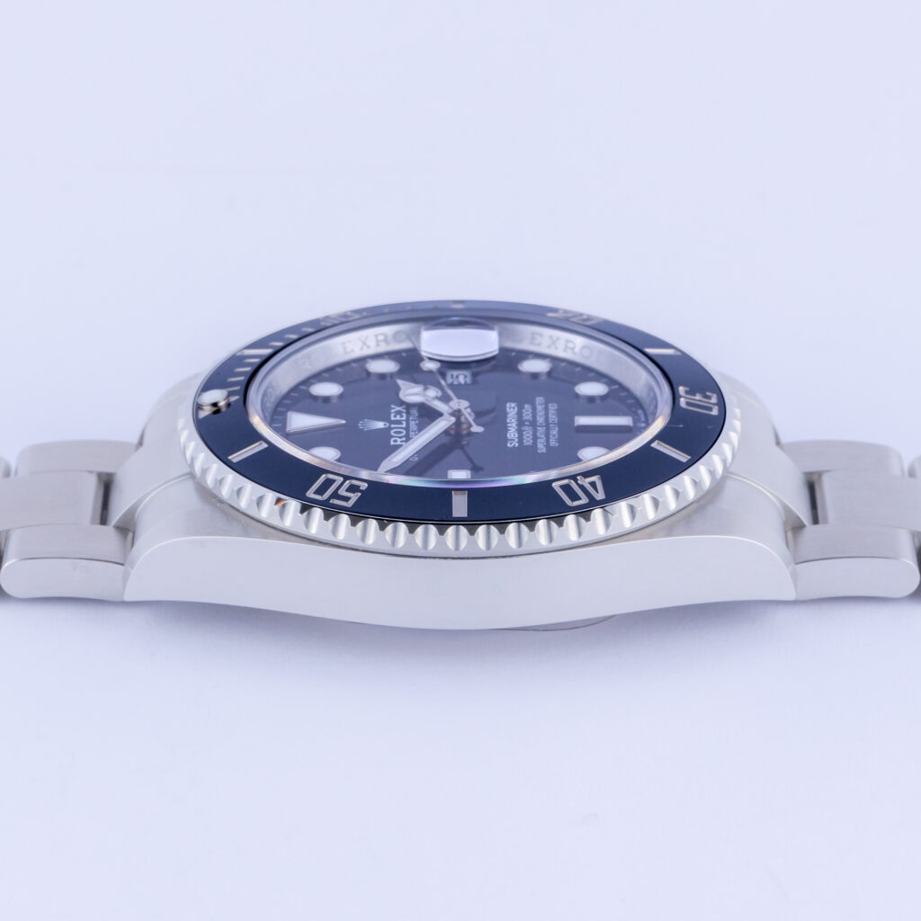 rolex-submariner-126610ln-3