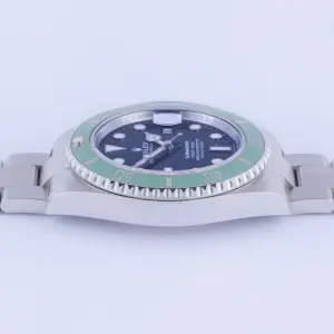 rolex-submariner-126610lv-3