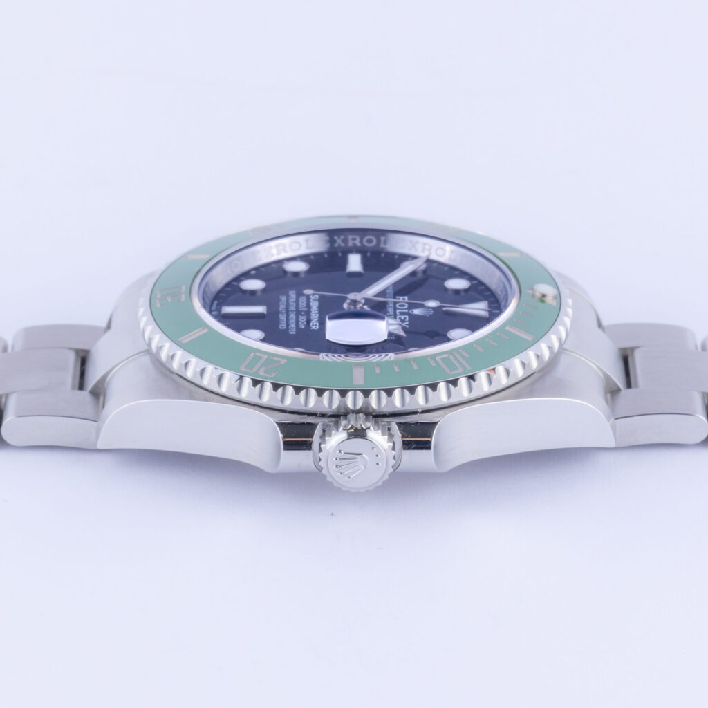 rolex-submariner-126610lv-3