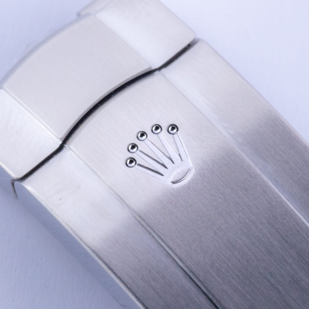 rolex-oyster-perpetual-124300-3