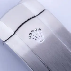 rolex-oyster-perpetual-124300-3