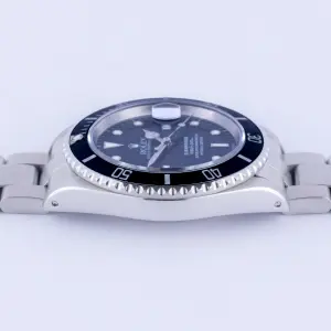 rolex-submariner-16610-11
