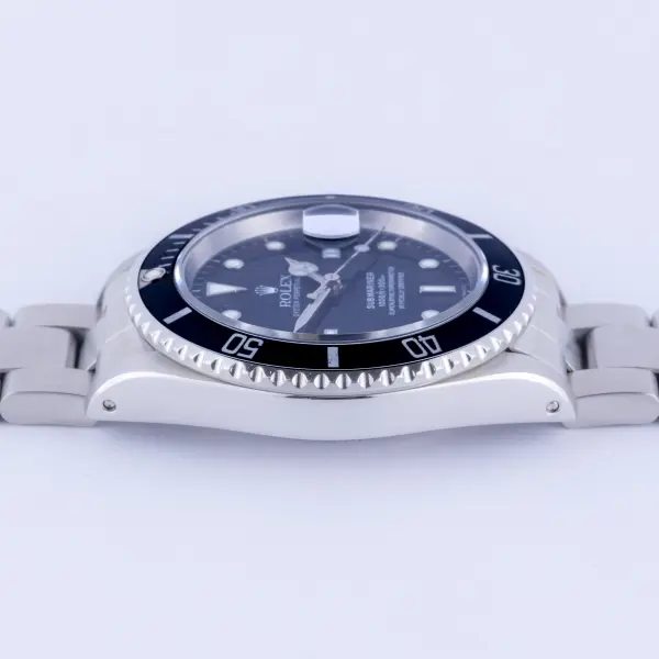 rolex-submariner-16610-11