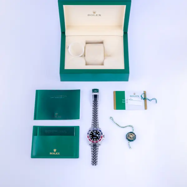 rolex-gmt-master-ii-126710blro-2