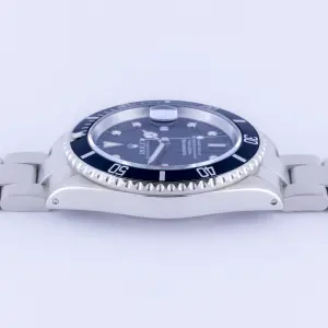 rolex-submariner-16610-13