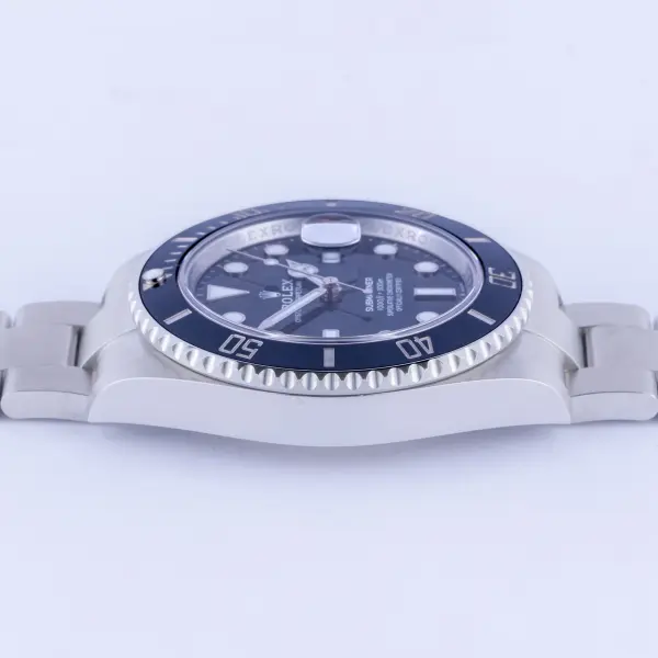 rolex-submariner-126610ln-4