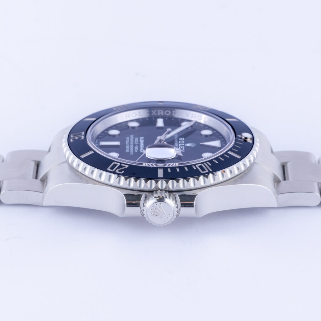 rolex-submariner-126610ln-4