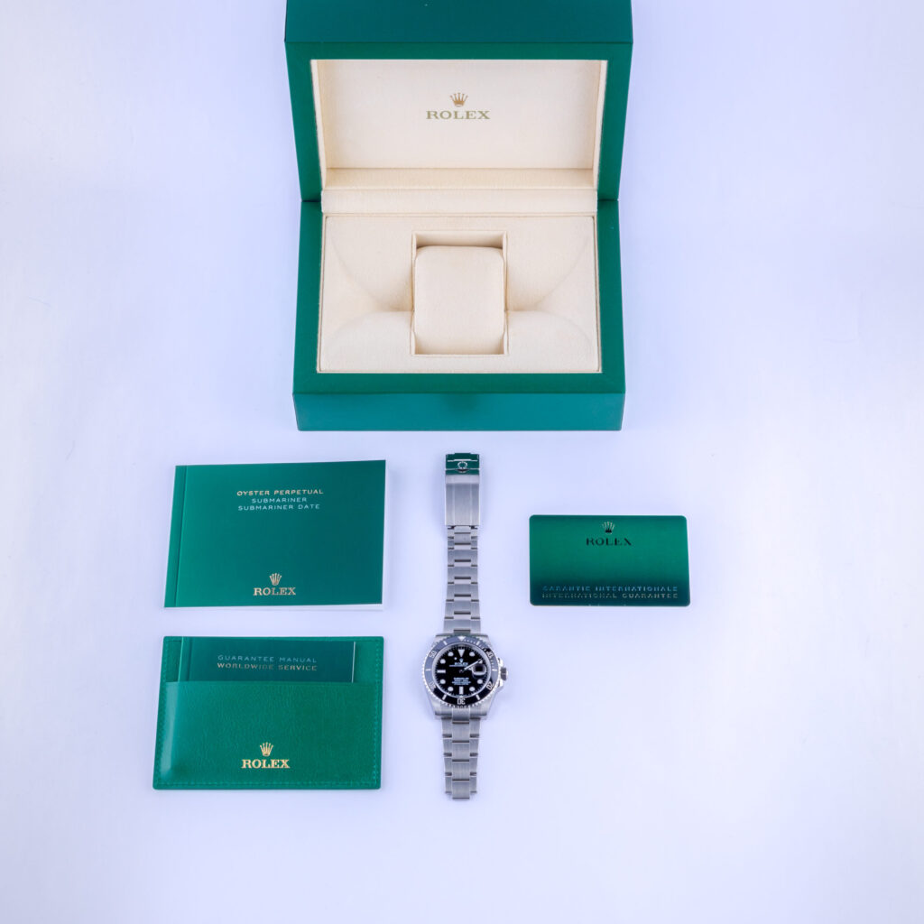 rolex-submariner-126610ln-4