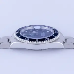 rolex-submariner-16610-16