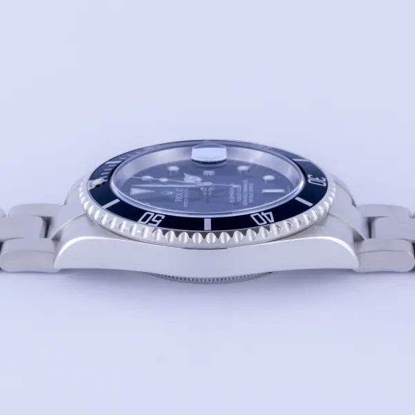 rolex-submariner-16610-16