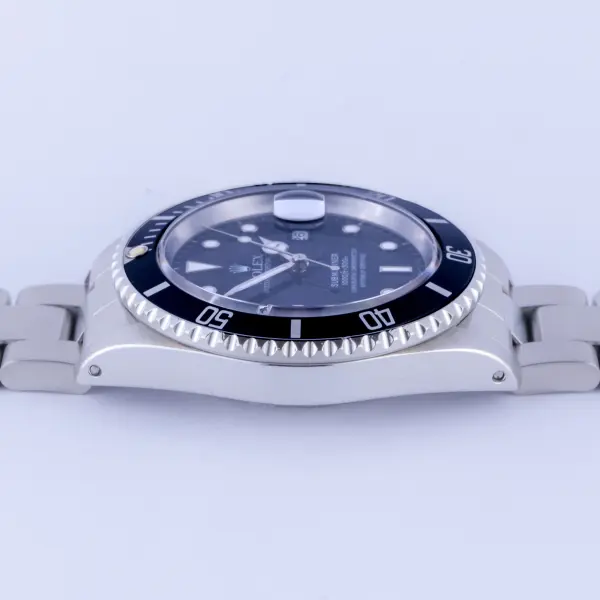 rolex-submariner-16610-15