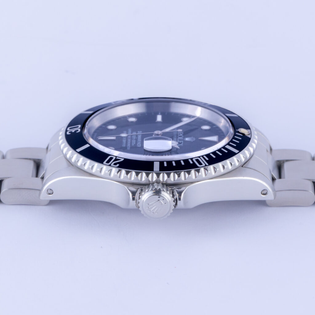 rolex-submariner-16610-15