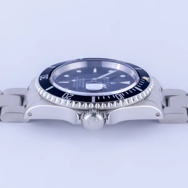 rolex-submariner-16610-15