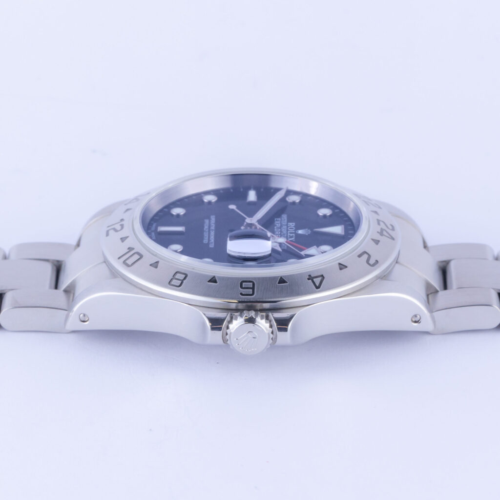 rolex-explorer-ii-16570-4