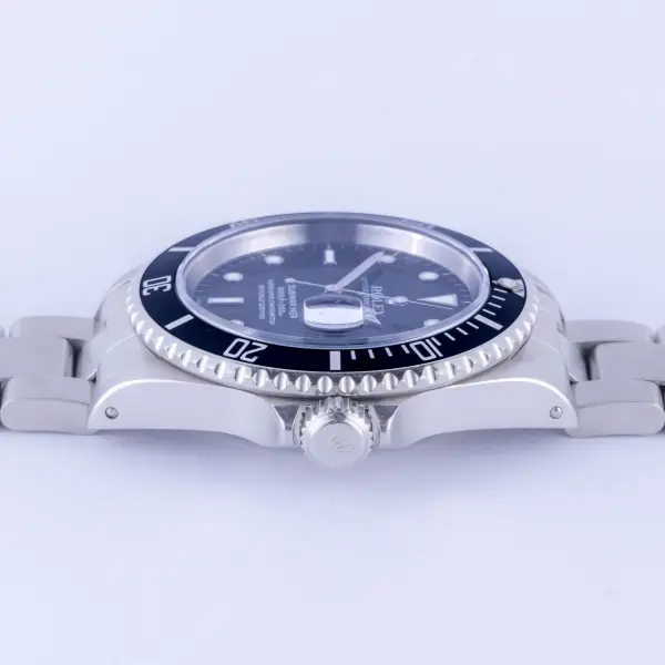 rolex-submariner-16610-14