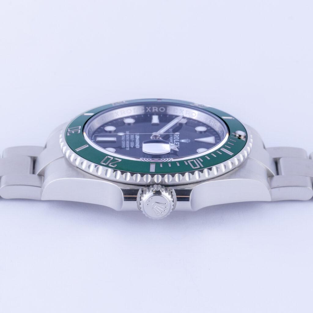rolex-submariner-126610lv-4