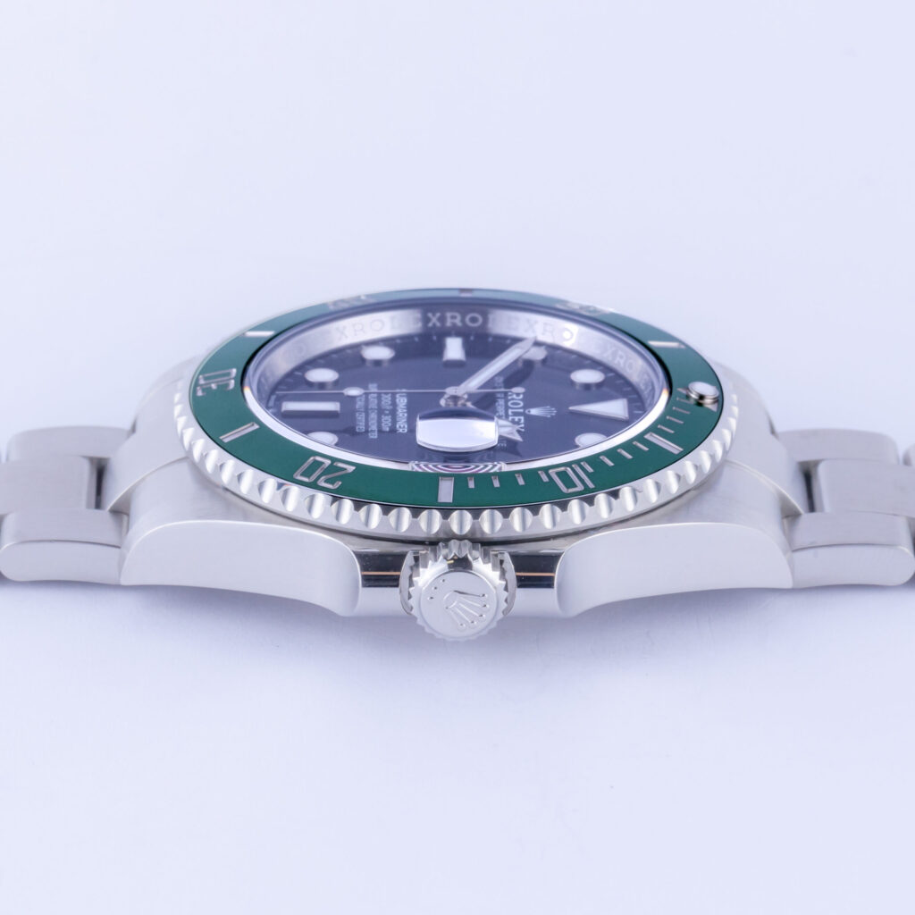 rolex-submariner-126610lv-4
