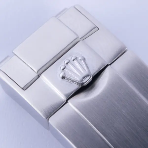 rolex-submariner-116610ln-2