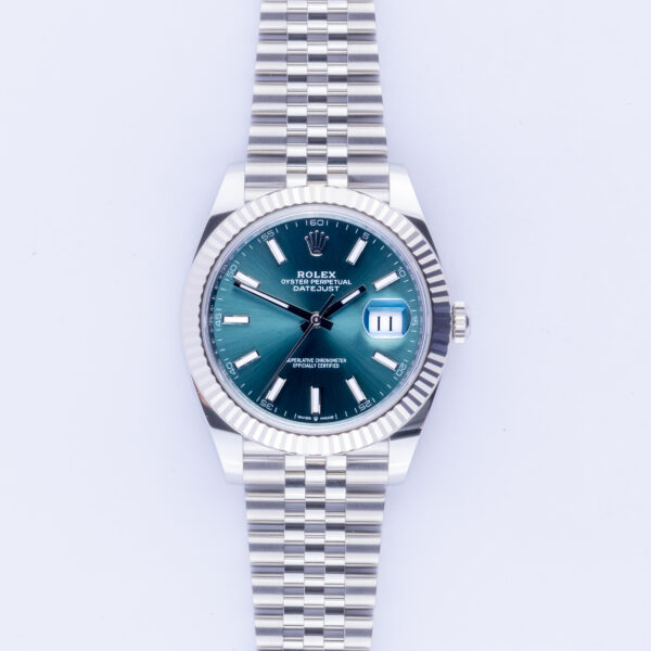 Rolex Datejust 126334 Mint