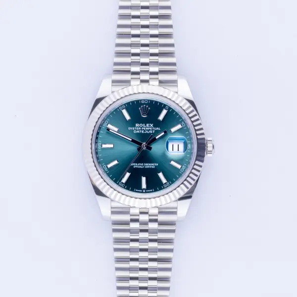 Rolex Datejust 126334 Mint