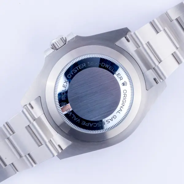 Rolex Sea-Dweller 126600