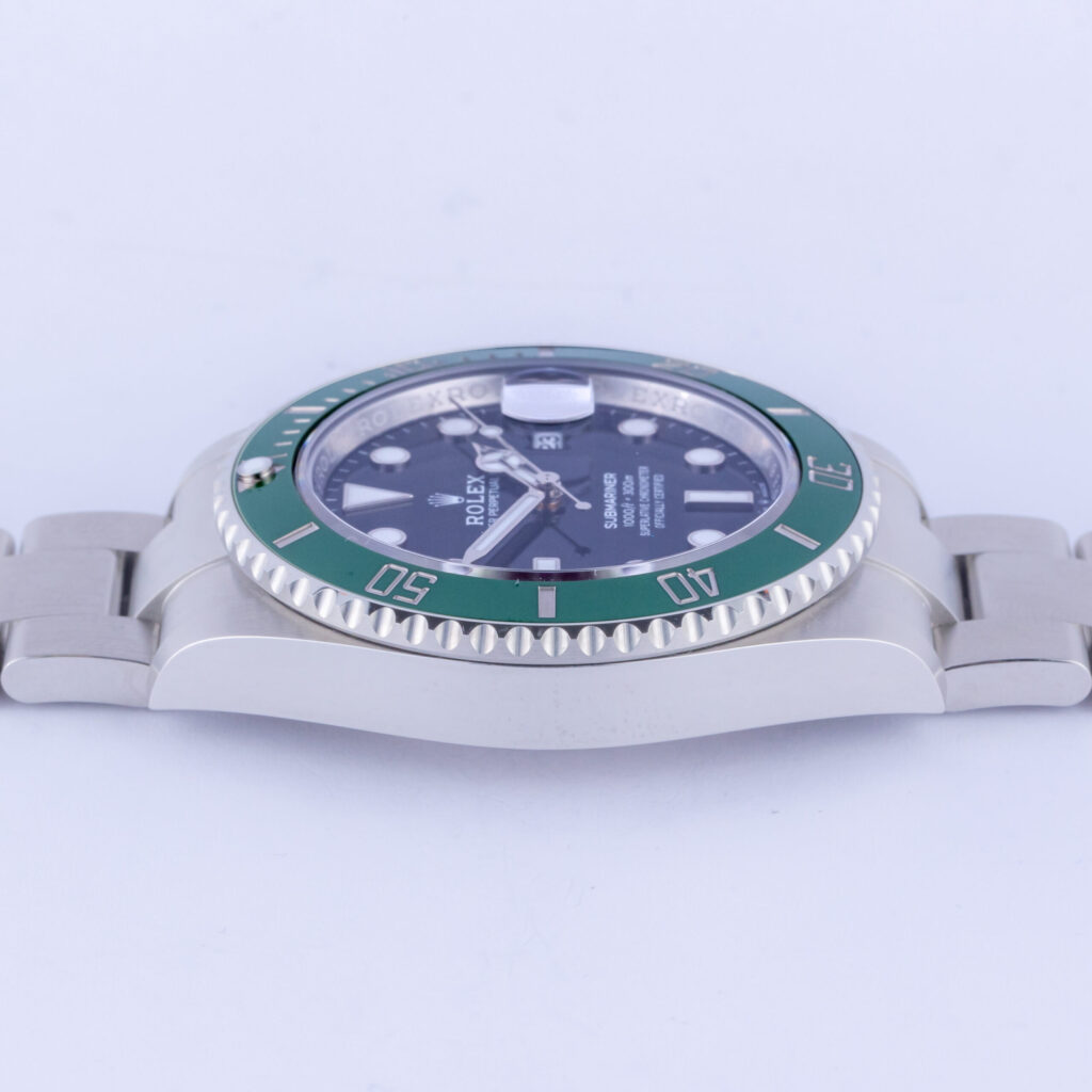 rolex-submariner-126610lv-5