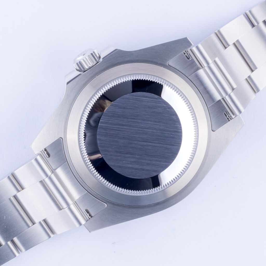 rolex-submariner-126610lv-5