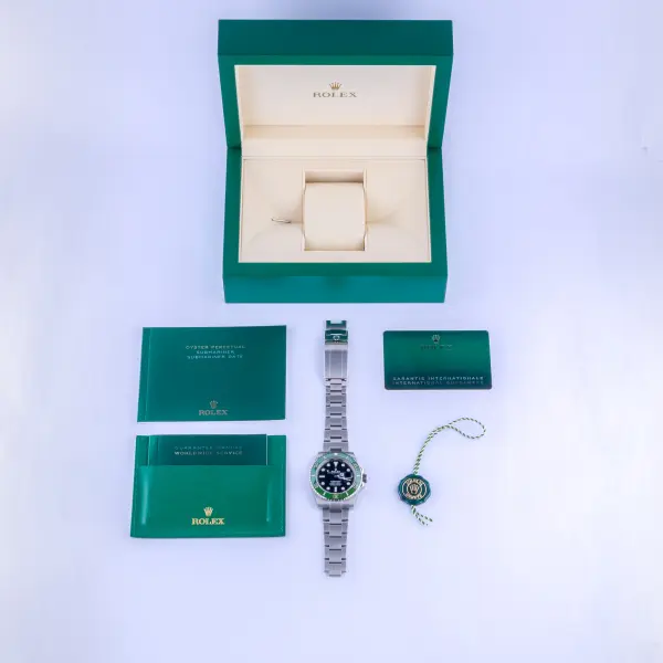 rolex-submariner-126610lv-5