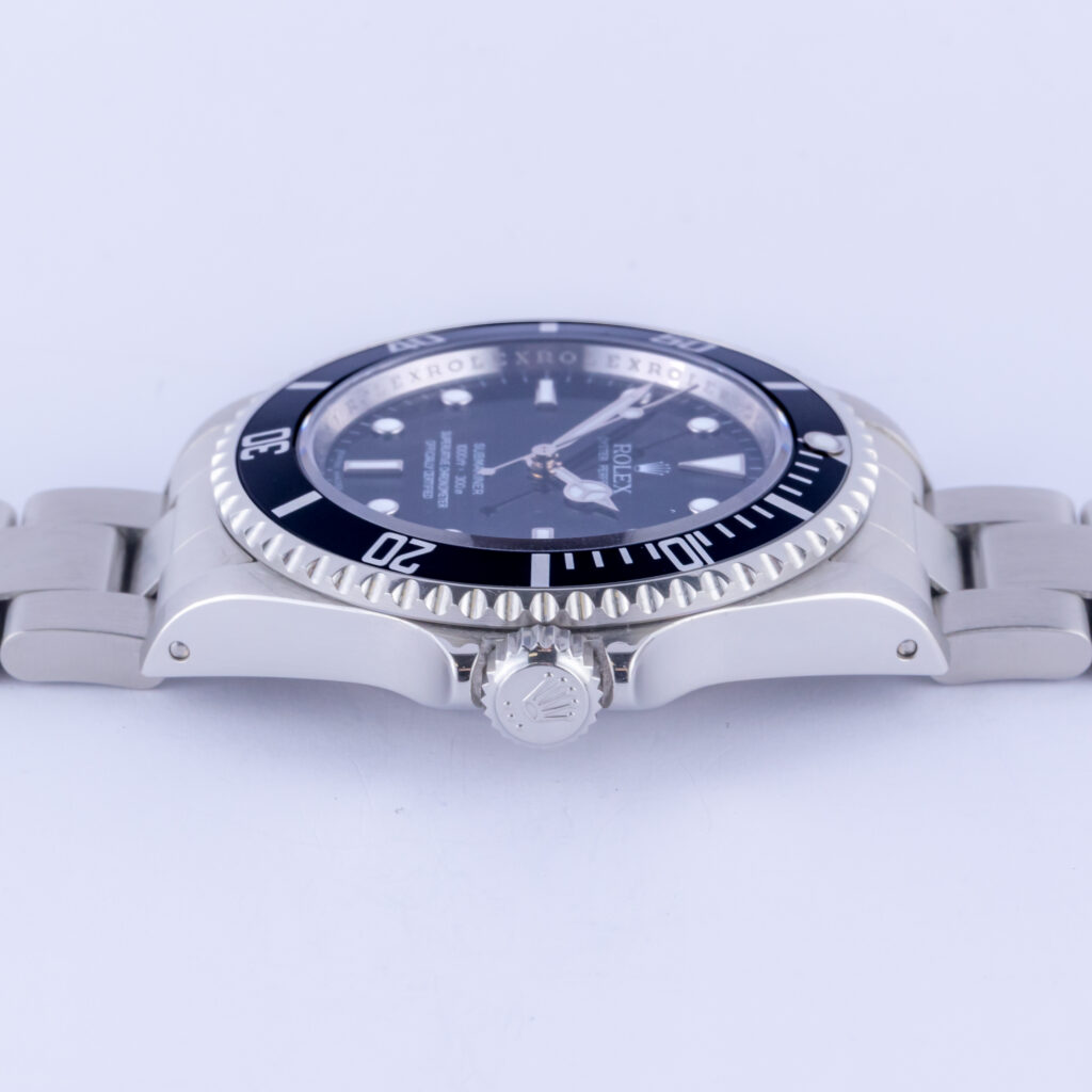 rolex-submariner-14060m-2