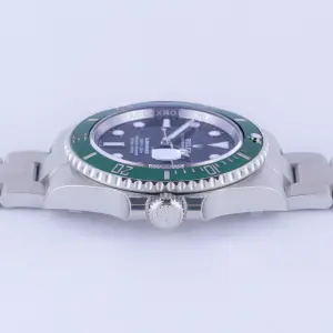 rolex-submariner-126610lv-7