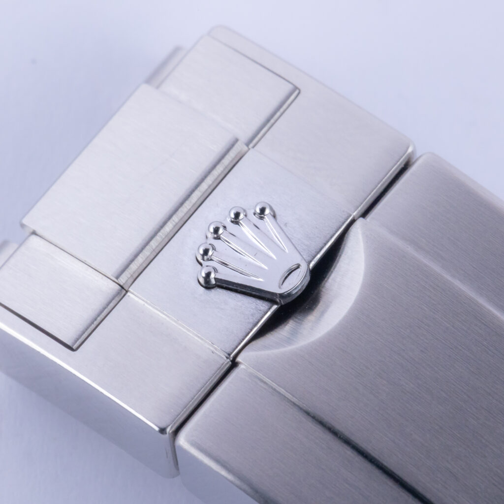 rolex-submariner-126610lv-8