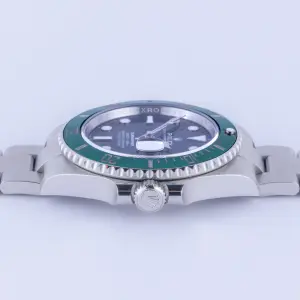 rolex-submariner-126610lv-8