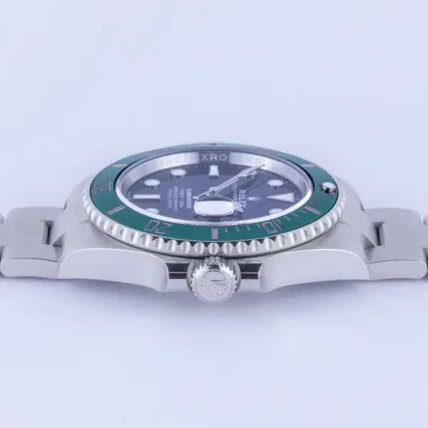 rolex-submariner-126610lv-8
