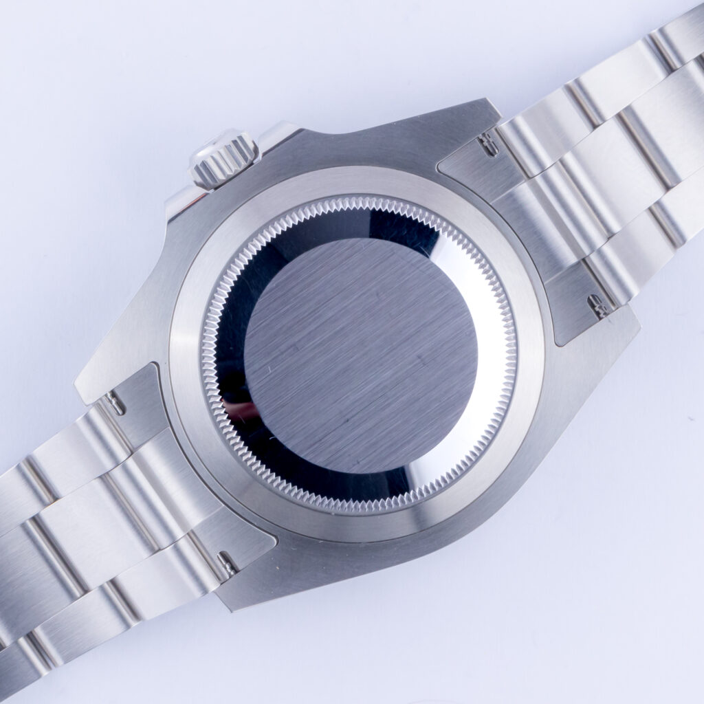 rolex-submariner-126610lv-8