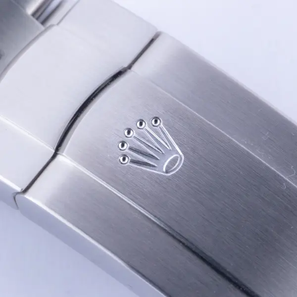 rolex-oyster-perpetual-126000