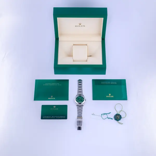 rolex-oyster-perpetual-126000