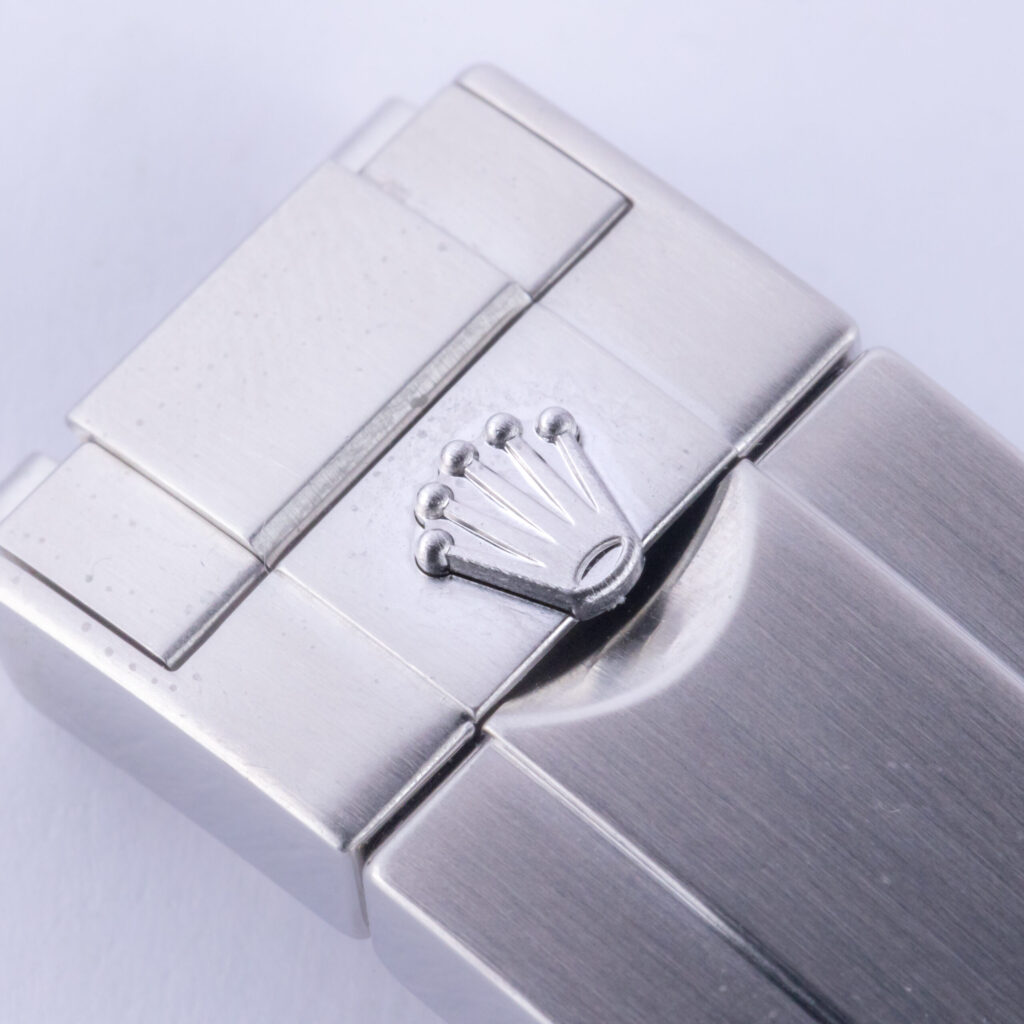 rolex-submariner-116610ln-4