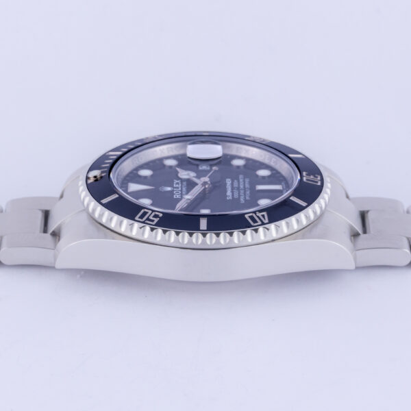 rolex-submariner-116610ln-4