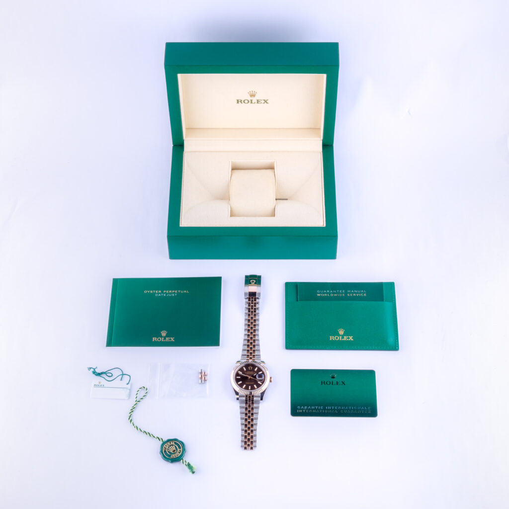 Rolex Oyster Perpetual Datejust Chocolate 126331 2021 (Volledige Set) 15 rolex-datejust-126331-2