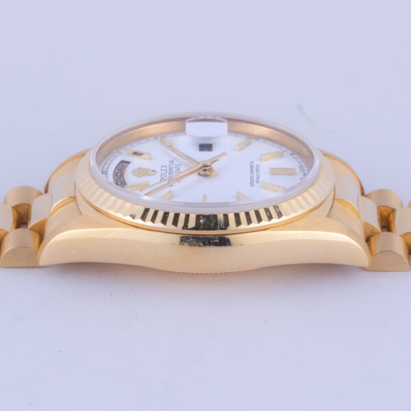 rolex-day-date-18238-30