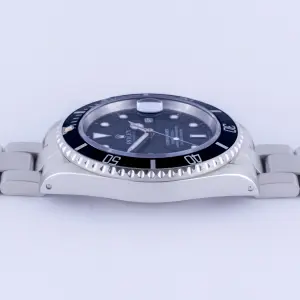rolex-submariner-16610-5