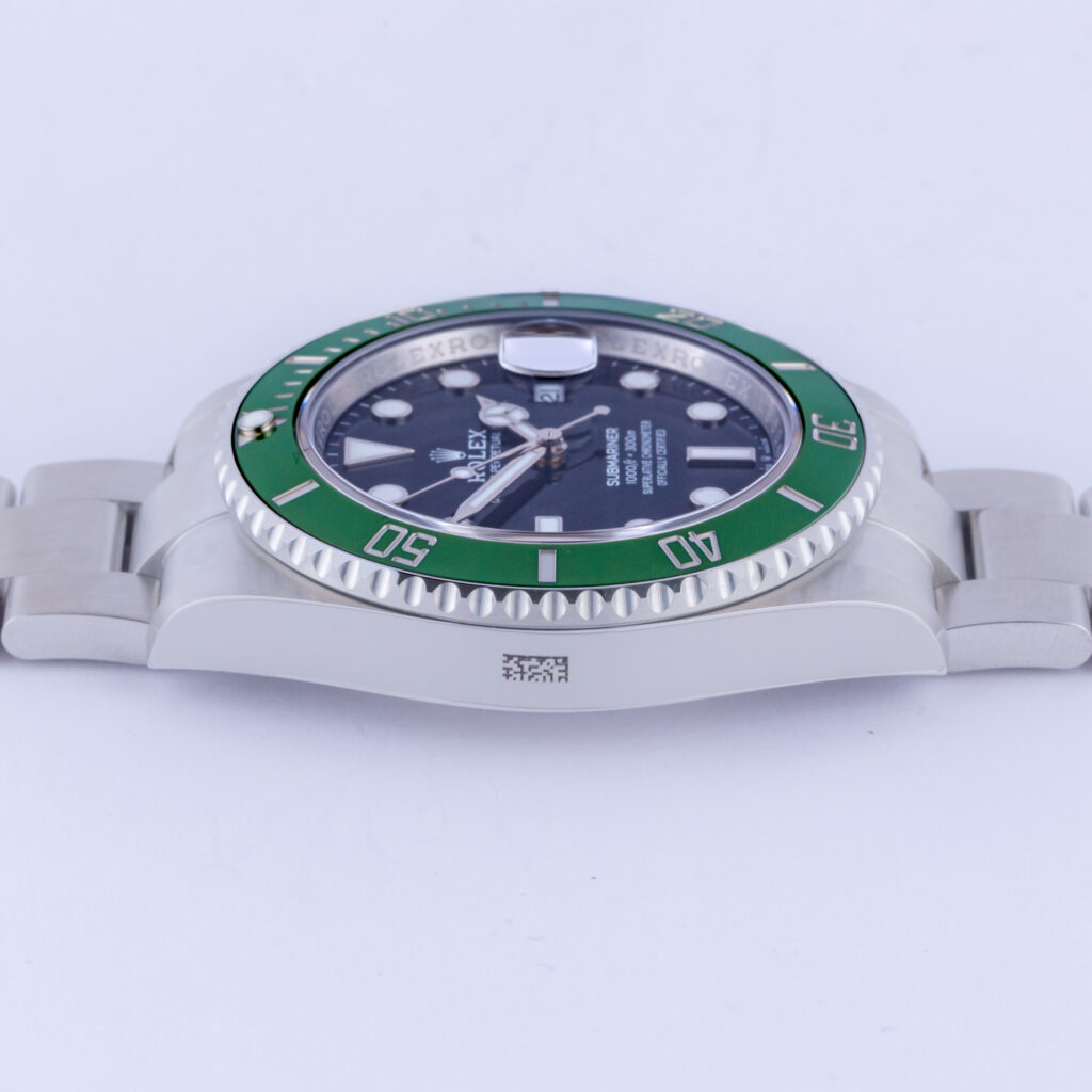 rolex-submariner-126610lv-9