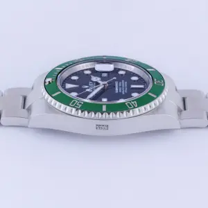 rolex-submariner-126610lv-9
