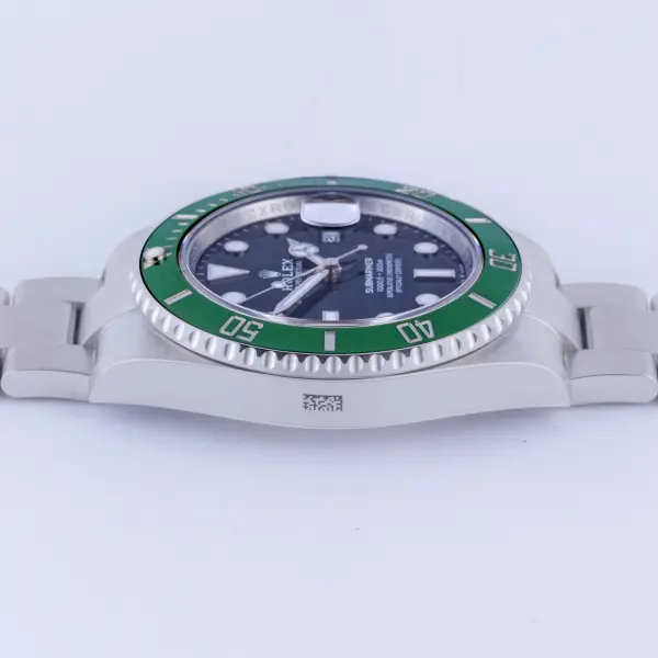 rolex-submariner-126610lv-9