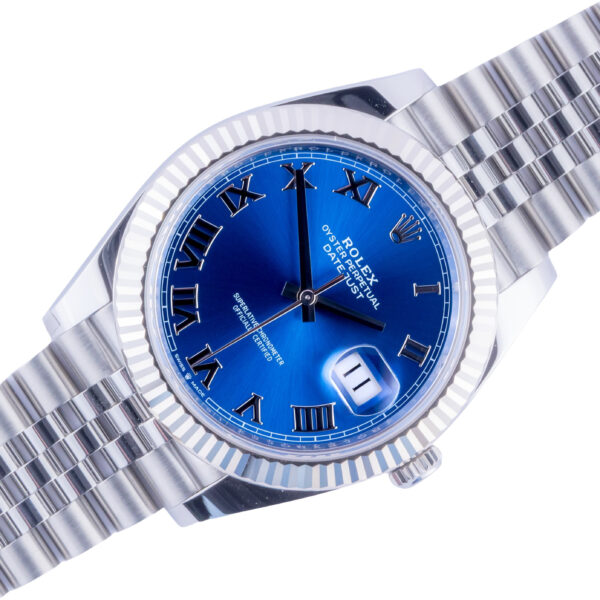 rolex-submariner-126610lv-9
