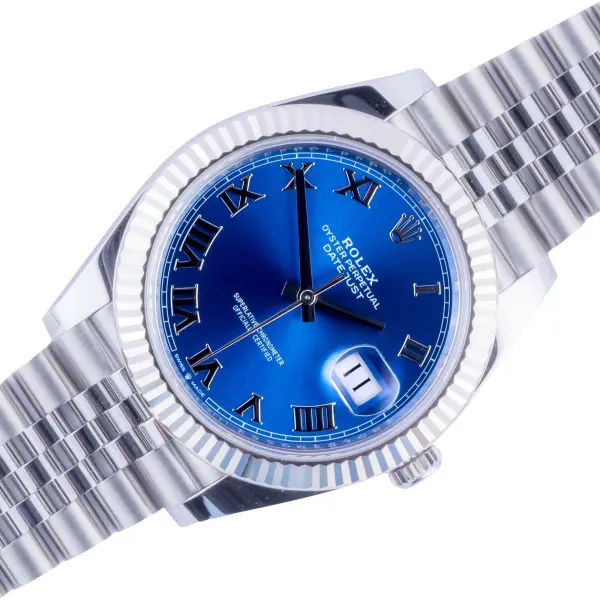 rolex-submariner-126610lv-9
