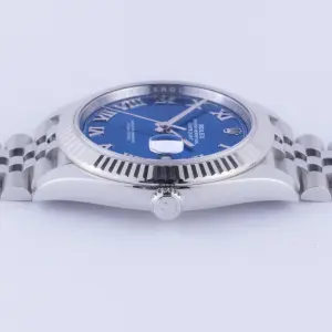 rolex-submariner-126610lv-9