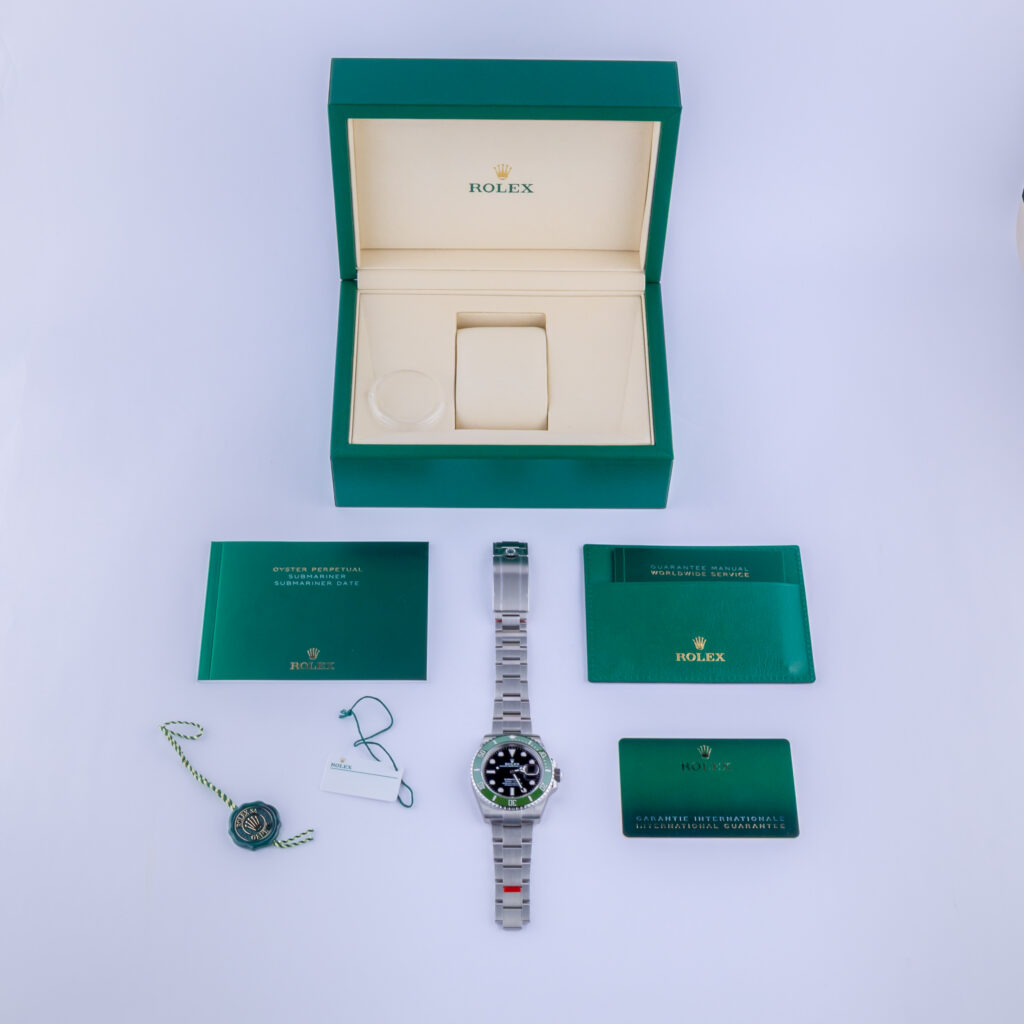 rolex-submariner-126610lv-9