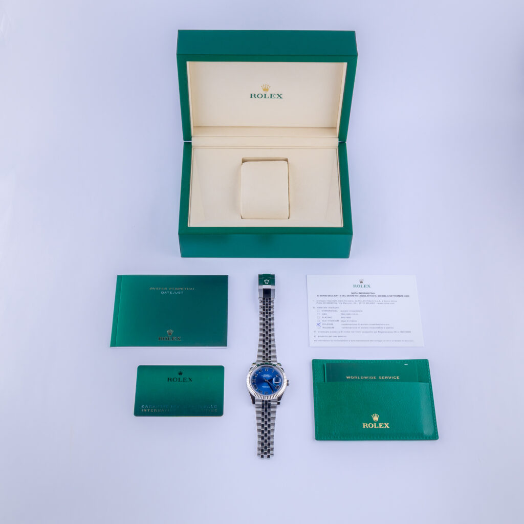 rolex-submariner-126610lv-9