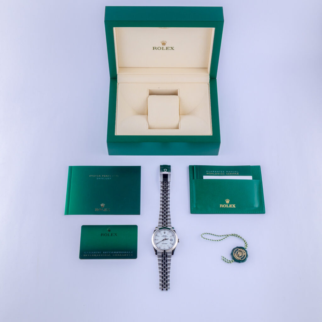 Rolex Datejust 41 White 126334 2025 (Vollständiger Satz) 15 rolex-datejust-126334-40